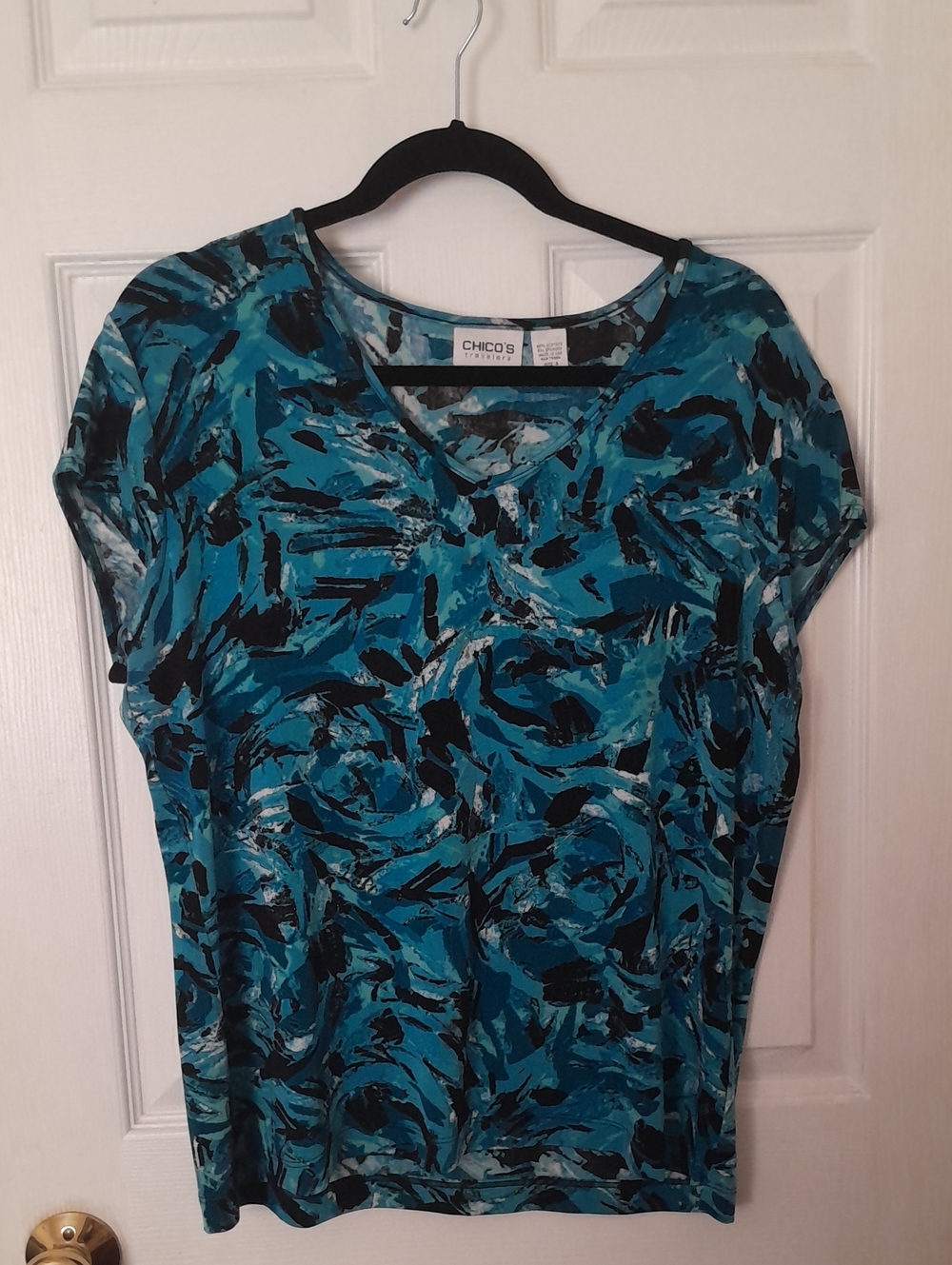 Chico's Teal, Black & White Abstract V-Neck Short Sleeve Top